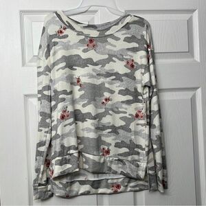 Women's Buttery Soft Camo Long Sleeve Top
